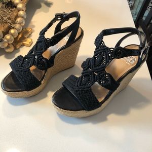 GB Black Wedges